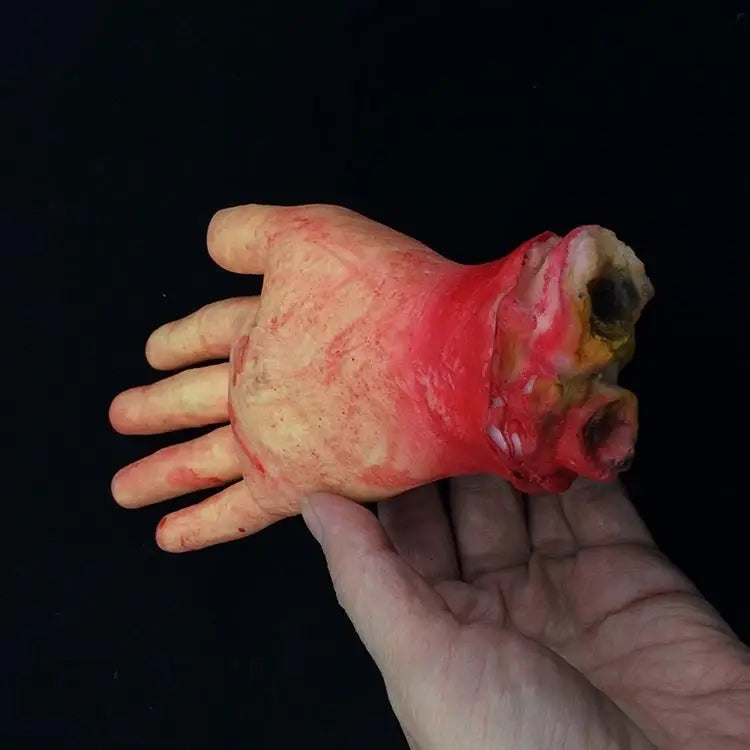 23cm Halloween Horror Props April Fool Day Party Prop Body Parts Decoration 5 Fingers Bloody Hand Short Blood Hand
