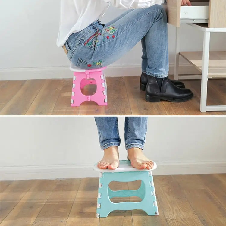 Outdoor Portable Sitting Plastic Folding Stool Fishing Useful Stool Random Color Delivery 1751 - 1751