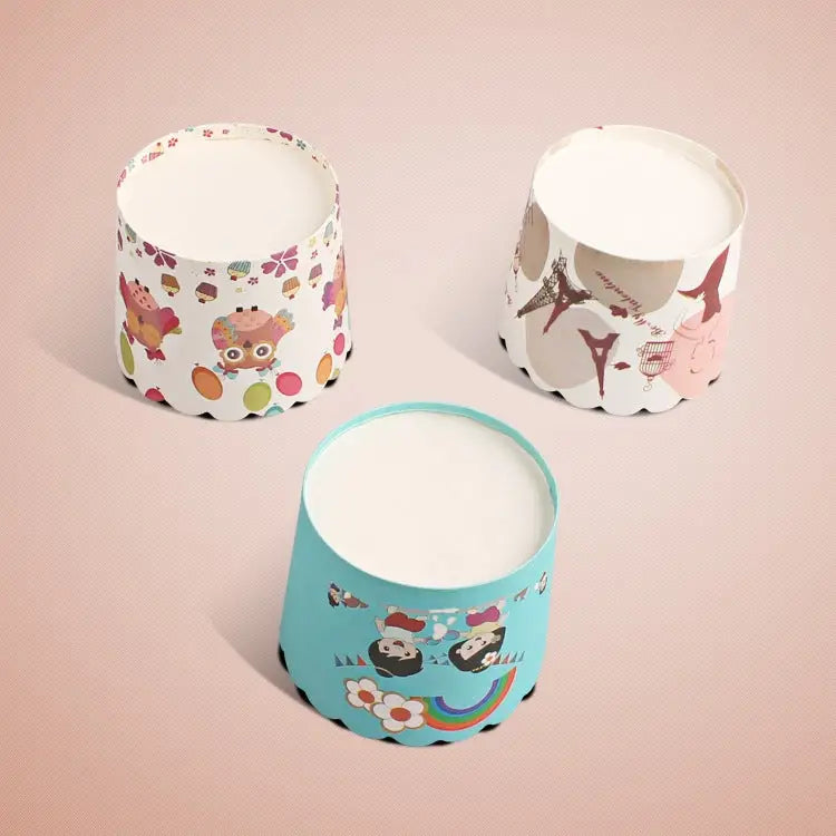 24pcs / Pack Round Lamination Cake Cup Muffin Cases Chocolate Cupcake Liner Baking Cup Size: 7 x 6 x 5.5cm Random Color