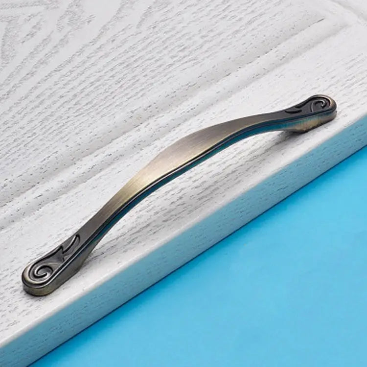 4041-128 Green Ancient Zinc Alloy Cabinet Handle Pitch: 128mm 4041-128 Green Ancient - 4041-128 Green Ancient
