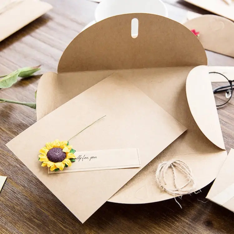 5 PCS Festival Creative DIY Retro Kraft Paper Handmade Large Dry Flower Greeting Card Birthday Card Dry Flower Greeting