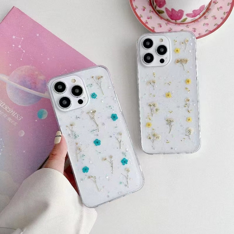Gypsophila Flowers Pattern TPU Protective Phone Case, For iPhone 17e / 16e, For iPhone 16 Pro Max, For iPhone 16 Pro, For iPhone 16 Plus, For iPhone 16, For iPhone 15 Pro Max