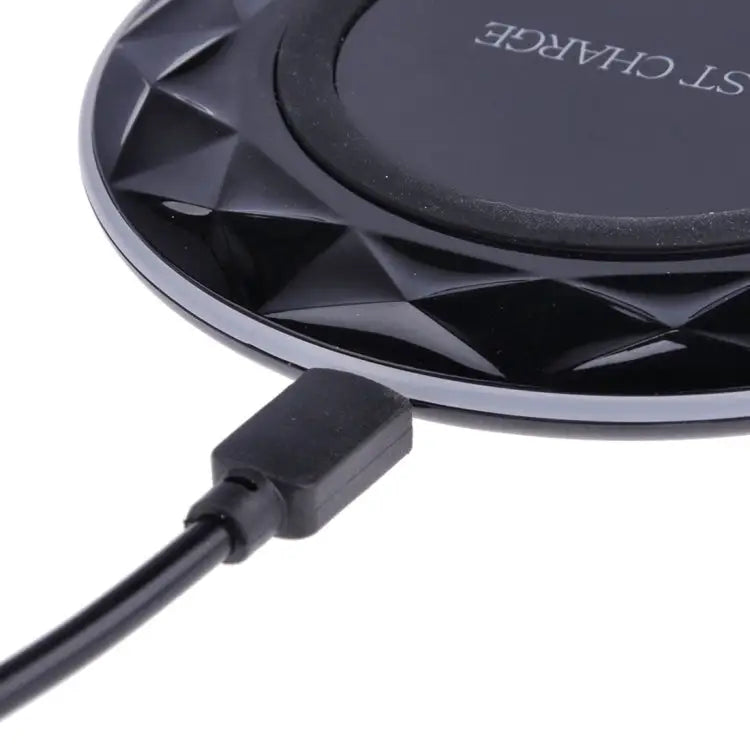 DC5V Input Diamond Qi Standard Fast Charging Wireless Charger Cable Length: 1m
