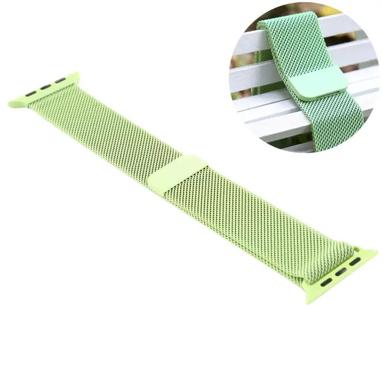 For Apple Watch Series 7 41mm / 6 & SE & 5 & 4 40mm / 3 & 2 & 1 38mm Color-changing Magnetic Nylon Watch Band 40mm