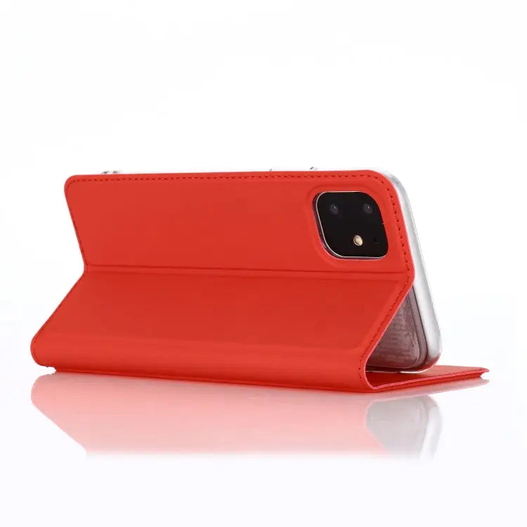 For iPhone 11 Pro Ultra-thin Voltage Plain Magnetic Suction Card Is Suitable TPU + PU Mobile Phone Jacket with Chuck