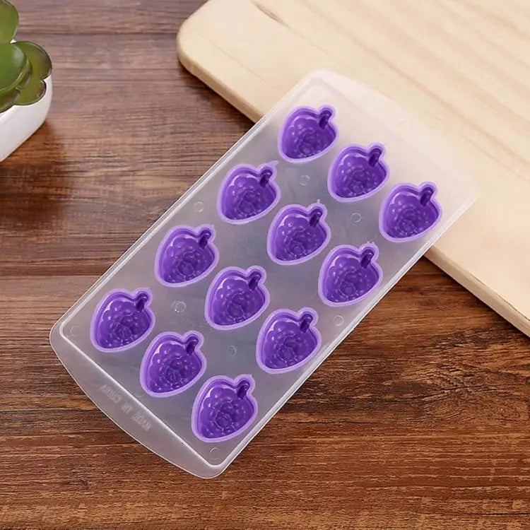 Grape Shaped Silicon Ice Cube Tray / Ice Mold Random Color Grape Shaped - Grape Shaped
