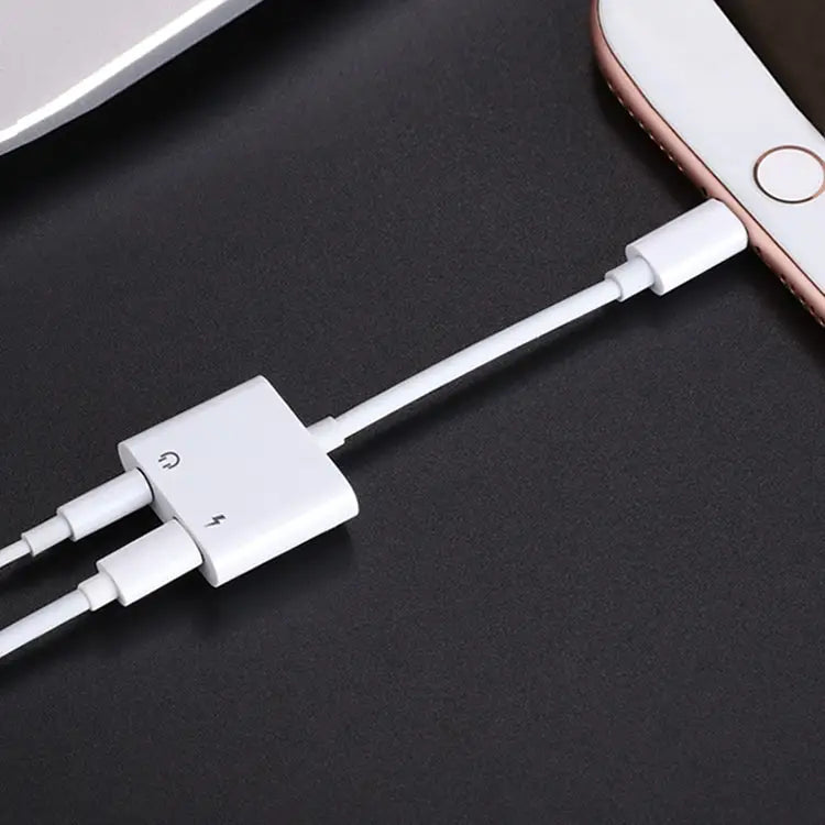 JOYROOM S-Y104 Ben Series Apple 3.5 + Lightning Adapter Length: 1.2m