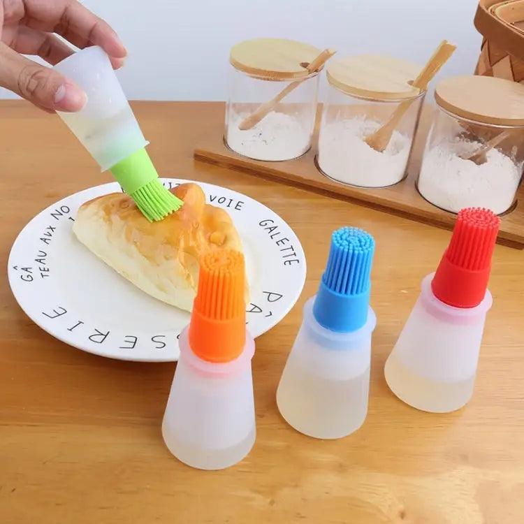 Kitchen Silicone Oil Brush Grill Brush Oil Bottle,Random Color Delivery 11.5x5cm - 11.5x5cm
