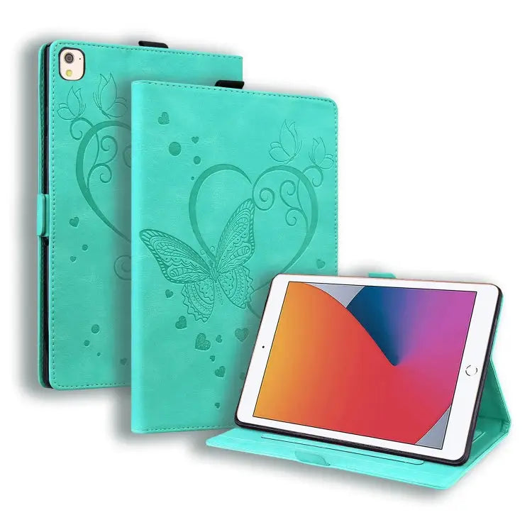 Love Butterfly Pattern Horizontal Flip Leather Case with Holder & Sleep / Wake-up Function For iPad 9.7 (2017) (2018)