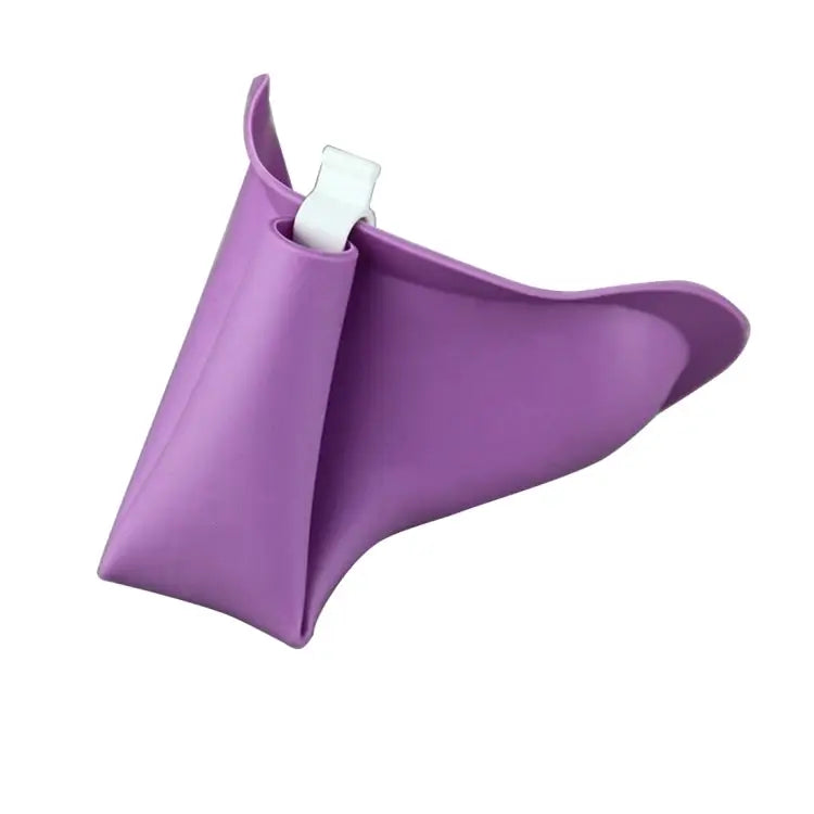 Portable Female Women Urinal Urination Toilet Silicone Urine Pee Device Funnel Camping Travel Random Color Delivery