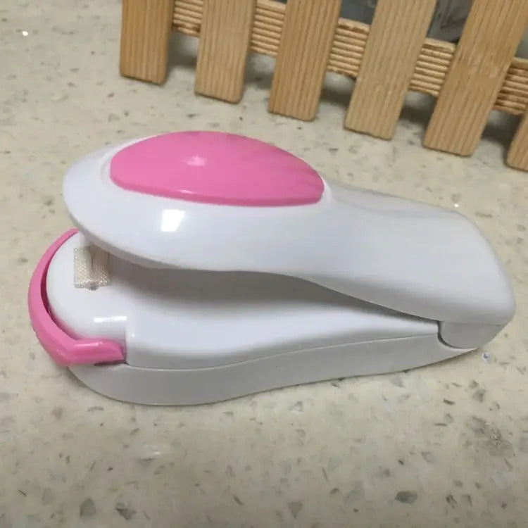 Portable Mini Heat Sealing Machine Impulse Sealer Seal Packing Plastic Bag Sealing Clamp Random Color Delivery Heat