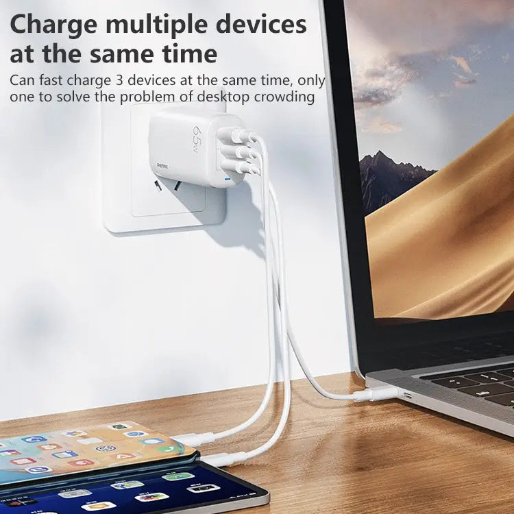REMAX RP-U55 Territory Series 65W USB + Dual USB-C / Type-C Interface Fast Charger CN Plug - CN Plug - Apple Accessories