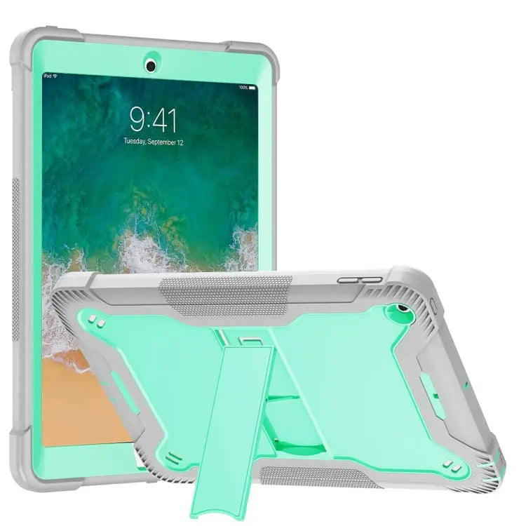 Silicone + PC Shockproof Protective Case with Holder For iPad 10.2 2021 / 2020 / 2019 For iPad Pro 11 inch 2020